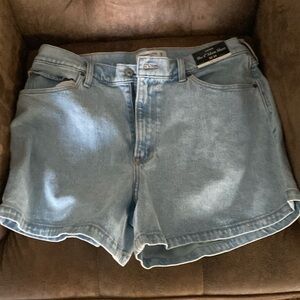 Abercrombie mom shorts